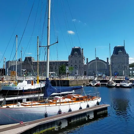 Awesome In With Wifi * אוסטנדה